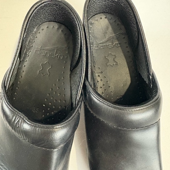 Dansko professional clog black leather size 35 platform slip on - Picture 8 of 9